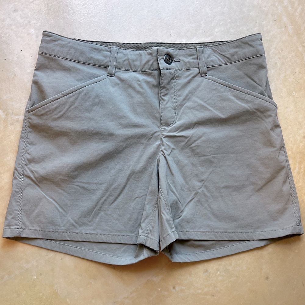 Patagonia women’s Quandary shorts sz 4